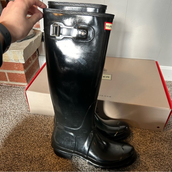 Hunter Tall Black Glossy Boots - Picture 8 of 16